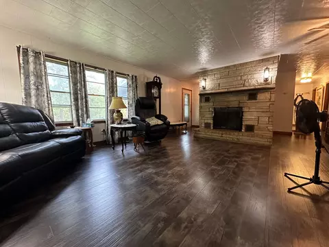 320 Jeru Knob Rd, Burnside, KY 42519 photo 11