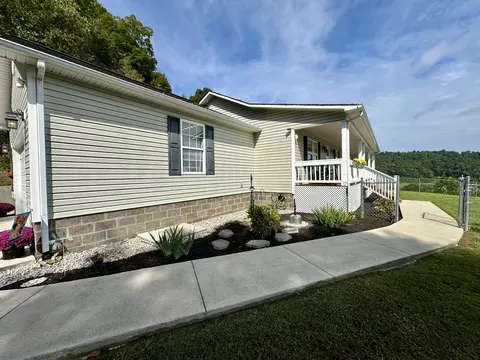 174 Fairview Trl, Bimble, KY 40915 photo 4