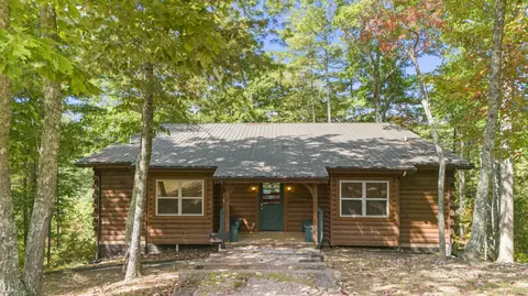 12 Manor House Rd, Rogers, KY 41365