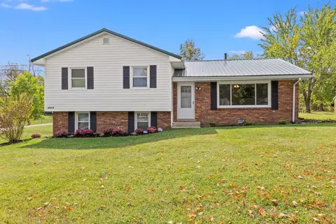 2615 Ironworks Rd, Winchester, KY 40391