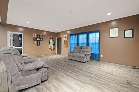 Living - 90 Damy Ln, Campton, KY 41301 photo 2 of 2
