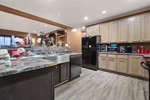 Kitchen - 90 Damy Ln, Campton, KY 41301 photo 3 of 3