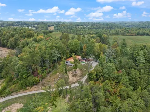 View/Area - 90 Damy Ln, Campton, KY 41301 photo 6 of 13