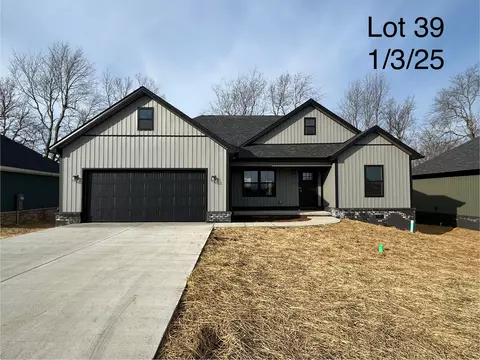 405 Pinehurst Way, Harrodsburg, KY 40330