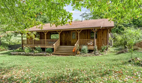 446 Levy Rd, Paris, KY 40361 photo 3