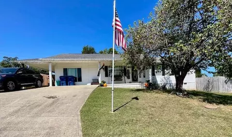 93 Link Dr, Pine Knot, KY 42635