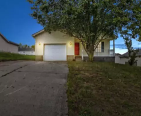 705 Peggy Branch Dr, Mount Sterling, KY 40353