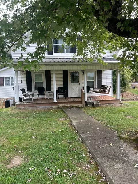 202 Stanford St, Science Hill, KY 42553