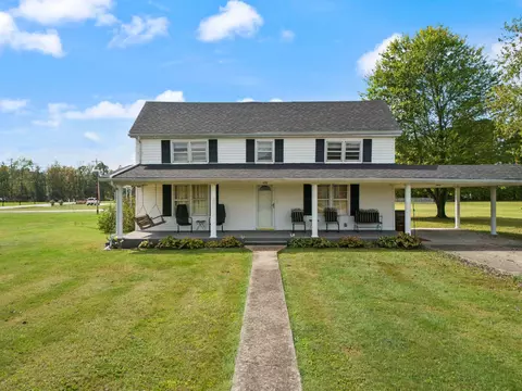 695 Maple St, Stanton, KY 40380 photo 4