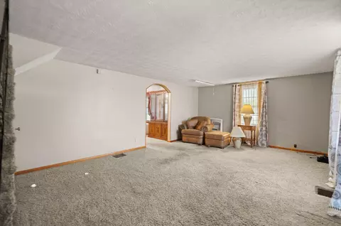 695 Maple St, Stanton, KY 40380 photo 8
