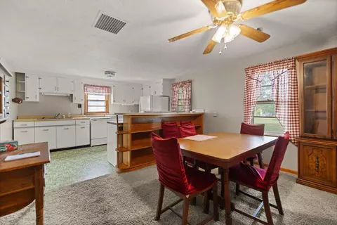 695 Maple St, Stanton, KY 40380 photo 13
