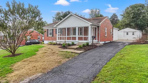 574 Freeman Dr, Lexington, KY 40505