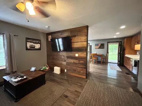 125 Trailhead Dr, Burnside, KY 42519 photo 4
