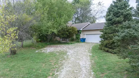 1032 Venus Dr, Lawrenceburg, KY 40342