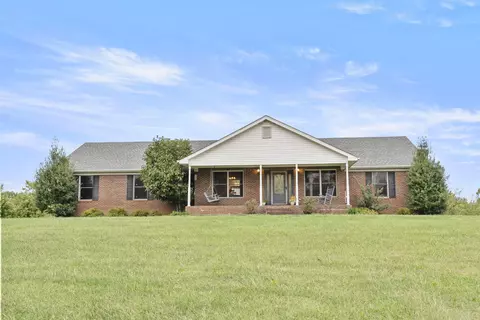 1447 Puckett Rd, Lawrenceburg, KY 40342