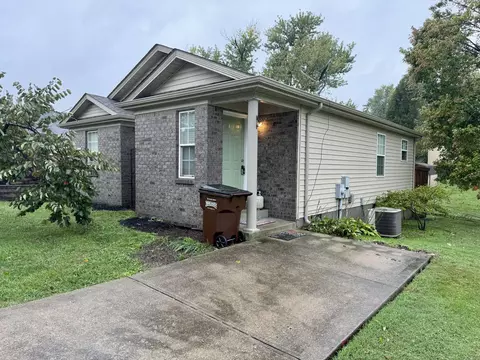 332 Irvine View St, Richmond, KY 40475