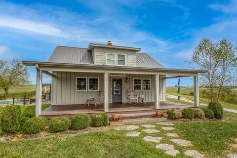 838 Coyle Ln, Springfield, KY 40069