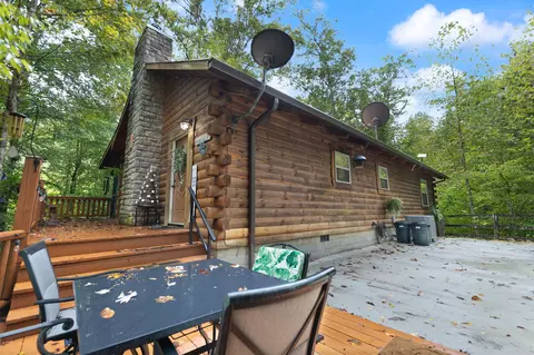 1105 Lower Hatcher Creek Rd, Stanton, KY 40380