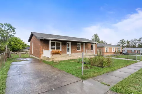 532 Foxwood Dr, Nicholasville, KY 40356