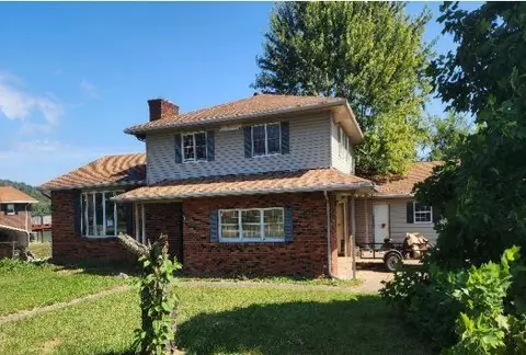 1221 Prospect Ave, Worthington, KY 41183