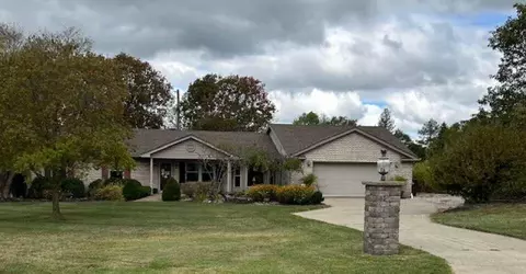 438 Elliston Ln, Versailles, KY 40383