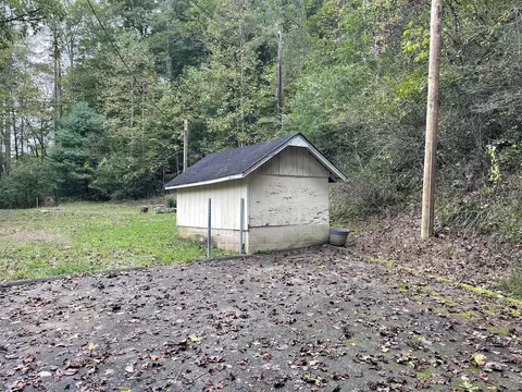 310 Simms Frk, Arjay, KY 40902 photo 6
