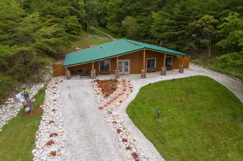 7318 Us Highway 460 W, Means, KY 40346