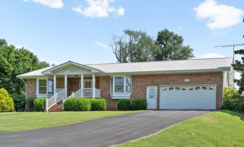 100 Woodland St, Trenton, KY 42286