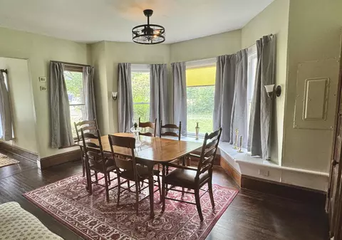Dining - 407 Prospect St, Berea, KY 40403 photo 1 of 3