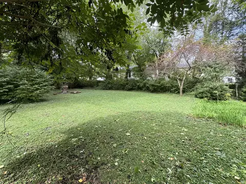 Exterior - 407 Prospect St, Berea, KY 40403 photo 5 of 5