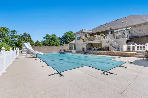 Exterior - 415 Koa Ct, Berea, KY 40403 photo 10 of 19