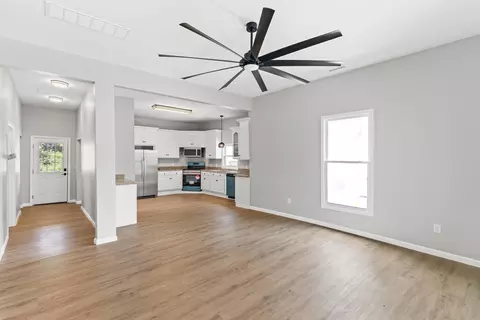 44 Buckner St, Winchester, KY 40391