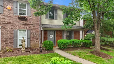 4737 Hartland Pkwy, Lexington, KY 40515