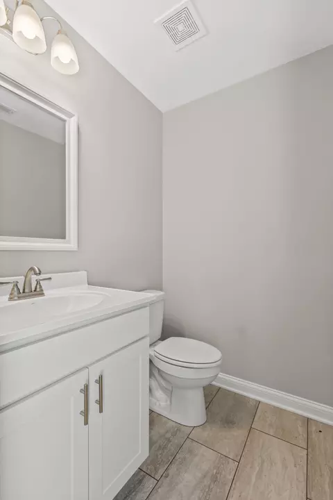 Bath - 4035 Ruby Rose Rd, Richmond, KY 40475 photo 2 of 6
