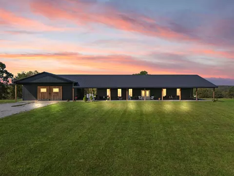 624 Mt Zion Rd, East Bernstadt, KY 40729