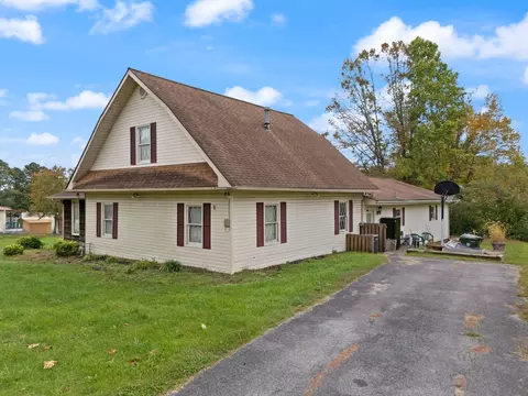 Exterior - 280 E Third St, London, KY 40741 photo 9 of 9