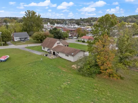 View/Area - 280 E Third St, London, KY 40741 photo 3 of 9