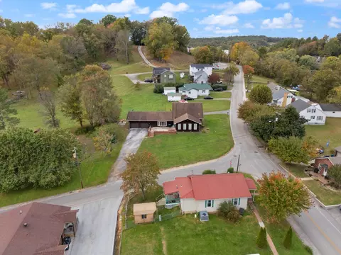 View/Area - 280 E Third St, London, KY 40741 photo 5 of 9