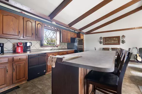 Kitchen - 280 E Third St, London, KY 40741 photo 1 of 3