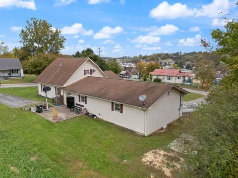 View/Area - 280 E Third St, London, KY 40741 photo 2 of 9