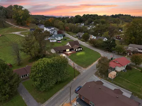 View/Area - 280 E Third St, London, KY 40741 photo 6 of 9