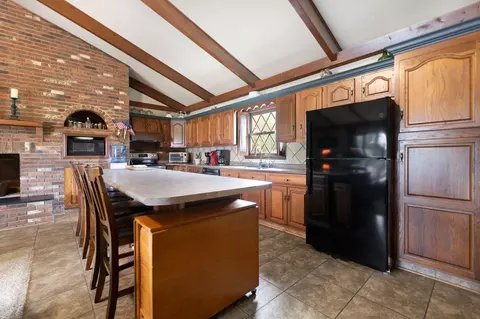 Kitchen - 280 E Third St, London, KY 40741 photo 3 of 3