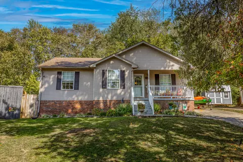 112 Mill Creek Ct, Georgetown, KY 40324