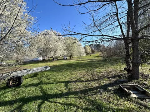 Exterior - 90 Bambi Ct, Corbin, KY 40701 photo 8 of 8