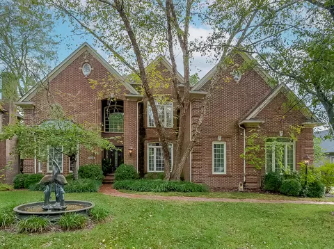 3621 Burning Tree Ln, Lexington, KY 40509