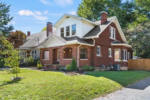 236 Castlewood Dr, Lexington, KY 40505