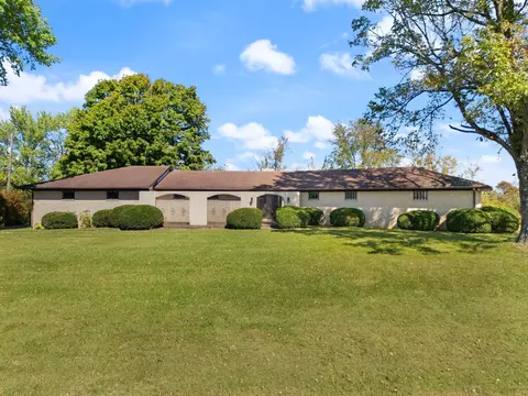 7037 Old Richmond Rd, Lexington, KY 40515