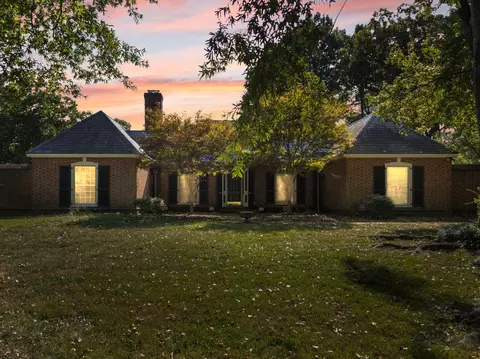 1236 Standish Way, Lexington, KY 40504