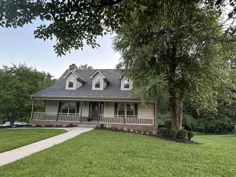 175 Shadow Oak Dr, Somerset, KY 42503