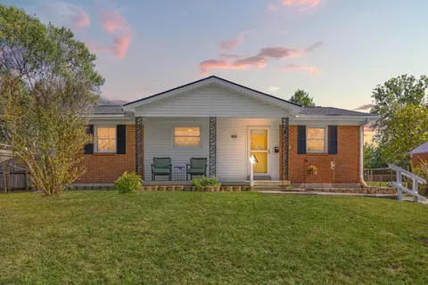 1119 Centurian Rd, Lexington, KY 40517